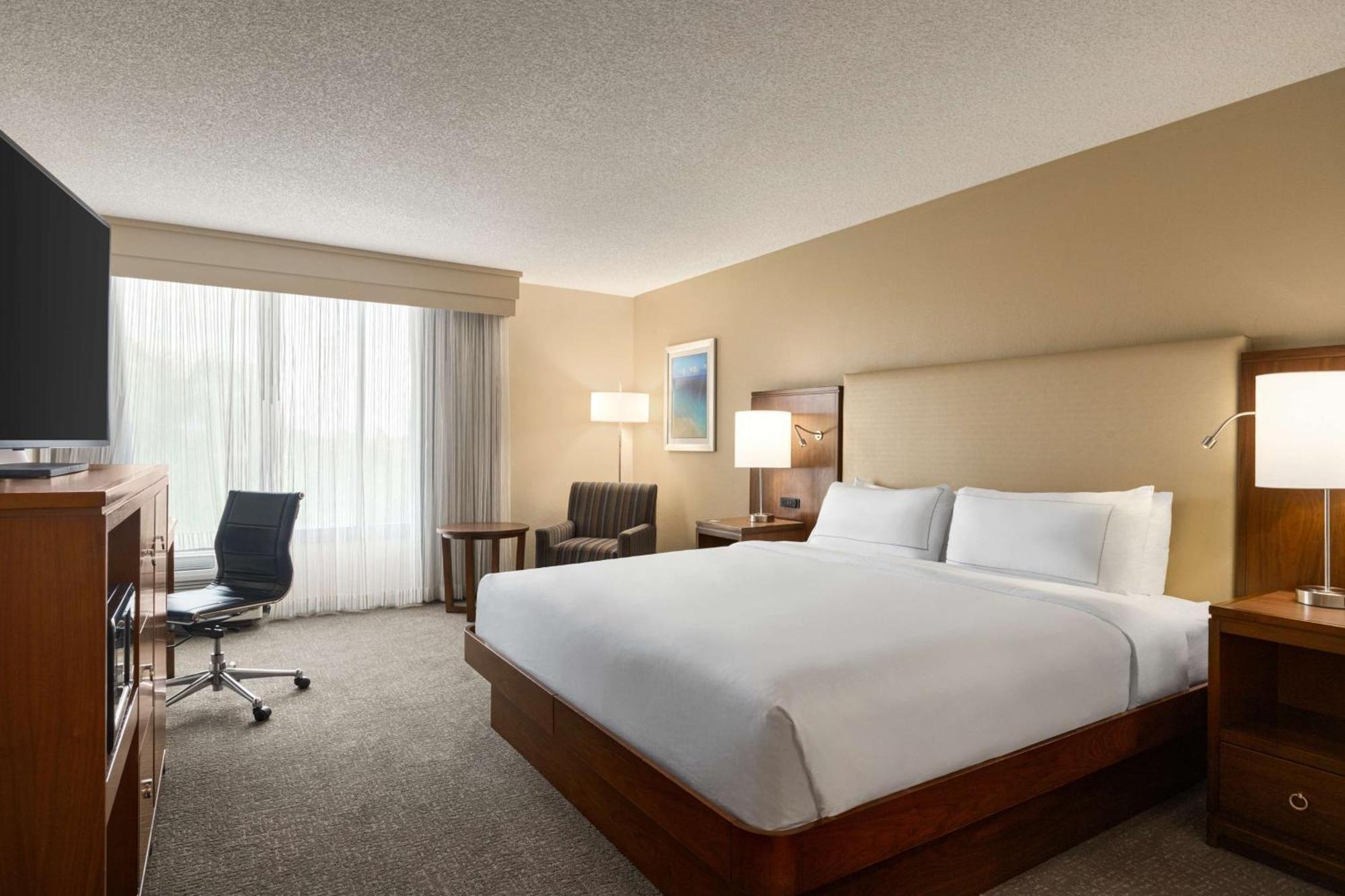 Doubletree By Hilton Fort Myers At Bell Tower Shops Kültér fotó