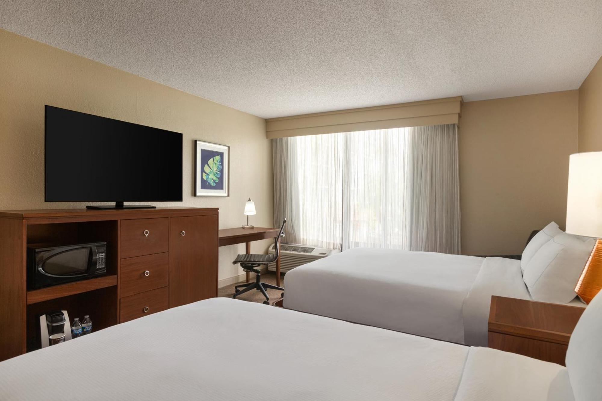Doubletree By Hilton Fort Myers At Bell Tower Shops Kültér fotó